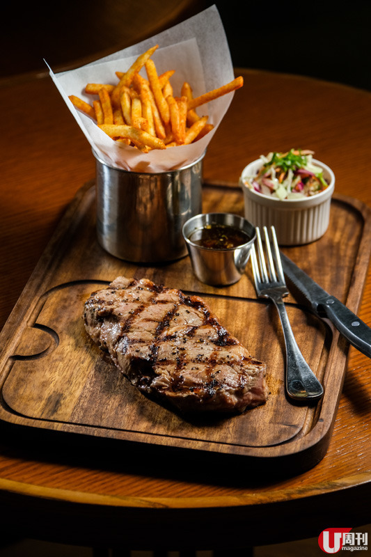 逸東酒店 FOOD COURT 新開 牛扒薯條小檔 / $138 歎 USDA 安格斯西冷