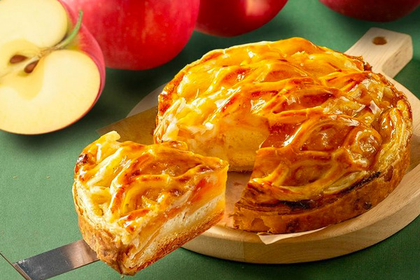 Edan呂爵安新歌《My Apple Pie》派台 MV中的蘋果批來自這間西餅店？