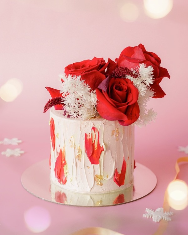蛋糕精品店推出「Merry VIVE-mas」系列蛋糕 四款杯子蛋糕／兩款節日派對蛋糕