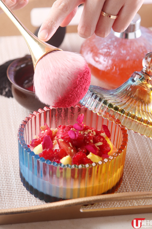 K11 Musea 洞穴屋川菜館 川菜新玩法 / 泡沫酸菜魚 / 美粧甜品盒