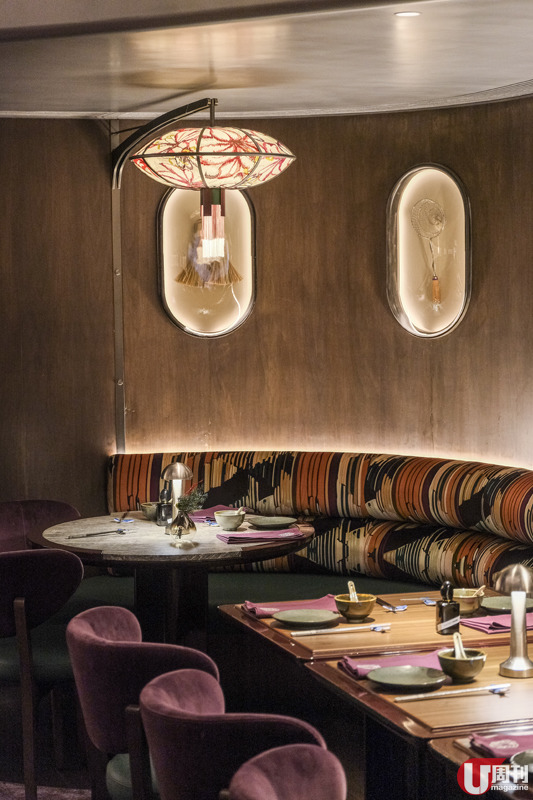 太古廣場 最新科幻感中菜廳 芝麻糖脆皮雞 / 鮑羅滿有煲仔飯