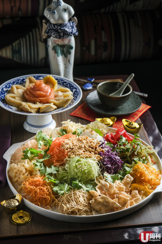 太古廣場 最新科幻感中菜廳&nbsp; 芝麻糖脆皮雞 / 鮑羅滿有煲仔飯