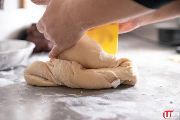 老冰室尋失傳賀年油器 糯米豆沙軟角