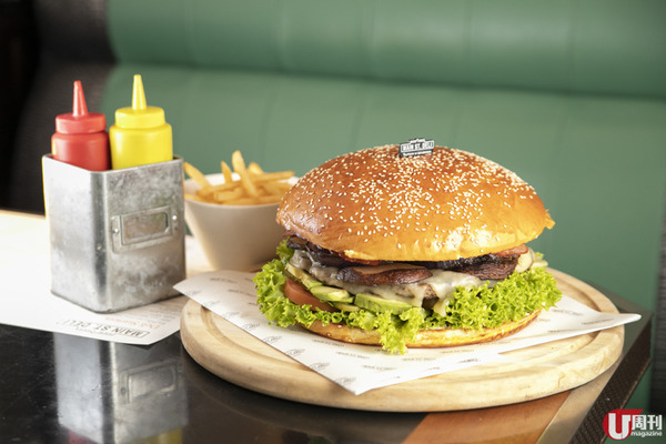 經典美式餐廳重開 SUPER SIZE 怪獸美食 / 挑機 12 吋巨型漢堡