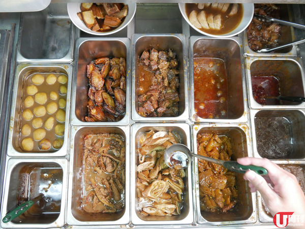 灣仔人氣車仔麵店 1 小時賣 100 碗│慢煮牛筋腩麵