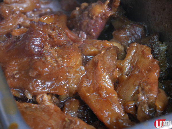 灣仔人氣車仔麵店 1 小時賣 100 碗│慢煮牛筋腩麵