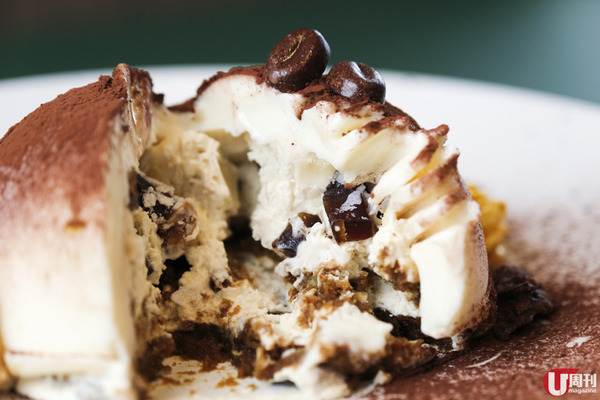 元朗商場靚裝 Cafe  花椒雪糕新地 / 驚喜冰淇淋炸彈