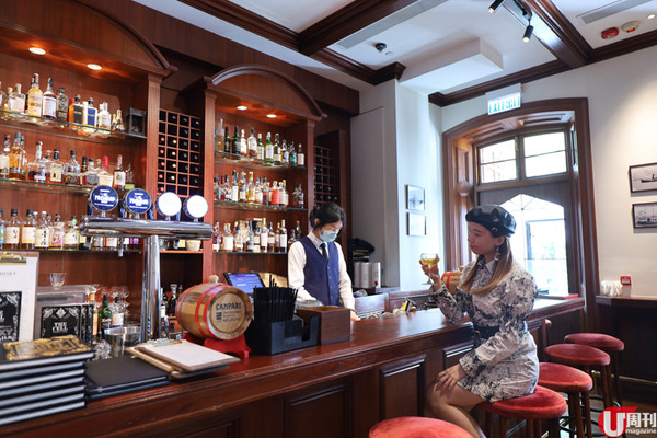 《特務肥姜 2.0》MV 場景 1881 酒店 / 復古 Whiskey Bar