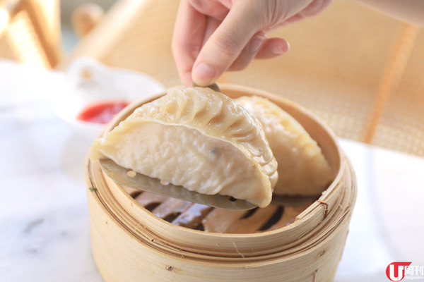 將軍澳海濱飲茶 益新美食館開點心店 / 招牌古法灌湯餃