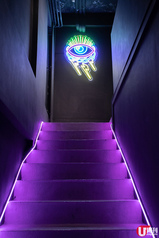 樂隊 KOLOR 深水埗開「朝啡夕酒」小店 闇黑 Night Mode 超有型 / 必飲透明雞尾酒