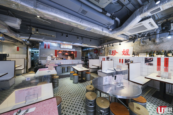 中環午市長龍「飯店」 升級碟頭飯 / 巨型粟米魚柳飯 / 靚牛葱油撈麵