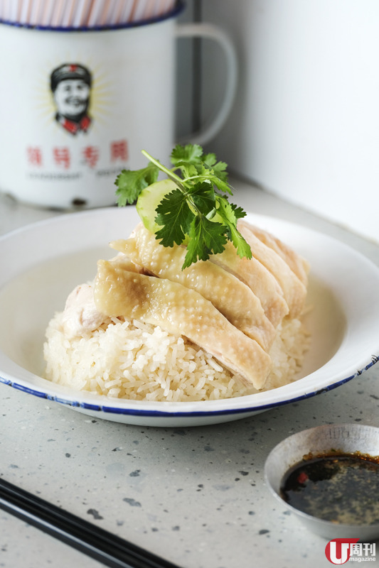 中環午市長龍「飯店」 升級碟頭飯 / 巨型粟米魚柳飯 / 靚牛葱油撈麵