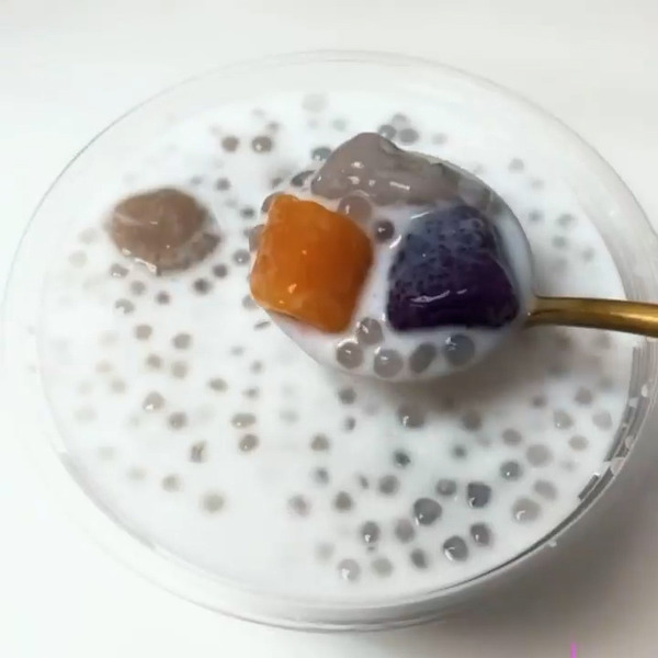 葵廣掃街｜人氣甜品店芋圓控葵廣開新店　$36自選芋圓糖水／新店限定椰子凍配料！