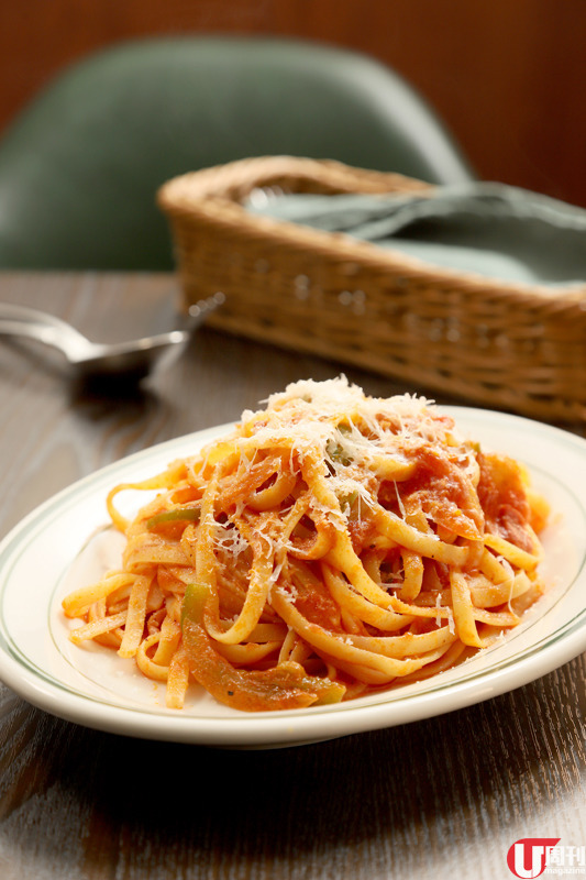 大圍村屋隱蔽洋食屋 好評流心蛋包飯 / 手打日式漢堡排 / 昭和風雞蛋布丁