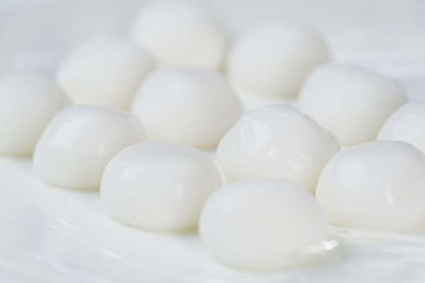 半島酒店嘉麟樓 首推麻糬月餅 / 手製麻蓉餡 + 日本牛奶麻糬