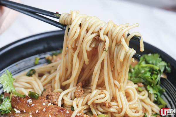 大圍好評米線店 必吃金銀蛋芫茜米線 / 麥芽糖 x 台灣啤酒滷水餸