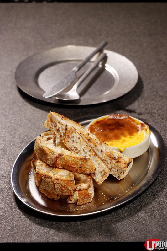 【中環熱點】型格科幻太空酒吧 28 啤酒龍頭列陣 + 最強炸雞