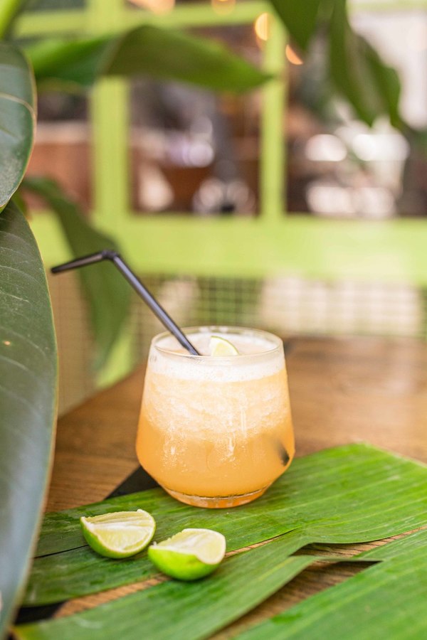 人氣泰國餐廳Café Siam登陸鰂魚涌   招牌肉碎生菜包／辣燒牛扒沙律／蒜香芫茜咖哩雞肉串／椰汁焗飯／三黃雞