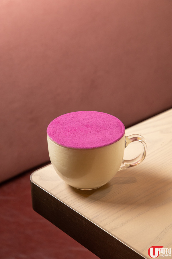 Check in Taipei 海港城旗艦店 限定新品！拉絲鳳梨酥麻糬蛋撻