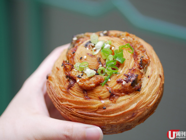 BAKEHOUSE 赤柱 4 號店 限定豉油糖漿鮮味卷 / 錫蘭肉桂包