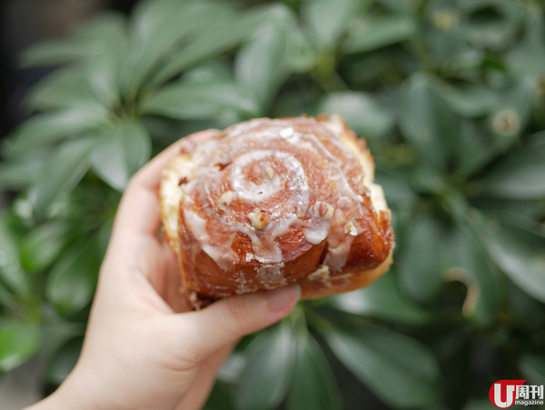 BAKEHOUSE 赤柱 4 號店 限定豉油糖漿鮮味卷 / 錫蘭肉桂包