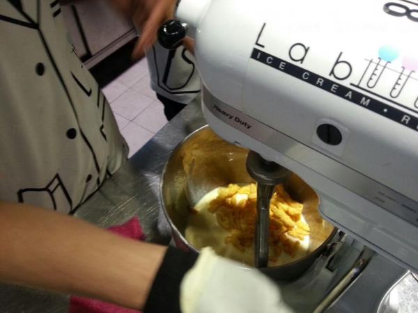 Lab Made X  Calbee 「冰之粟一燒」雪糕