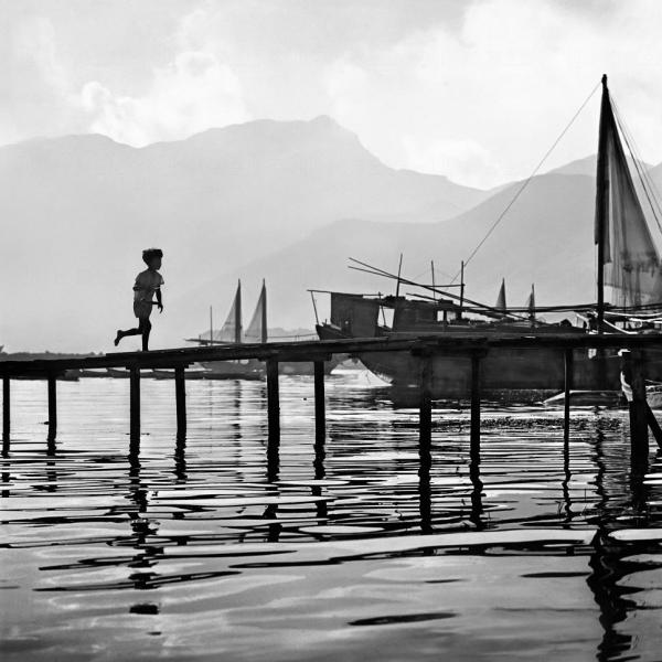 「黃貴權的影像世界— 我的60–70年代香港」展覽
