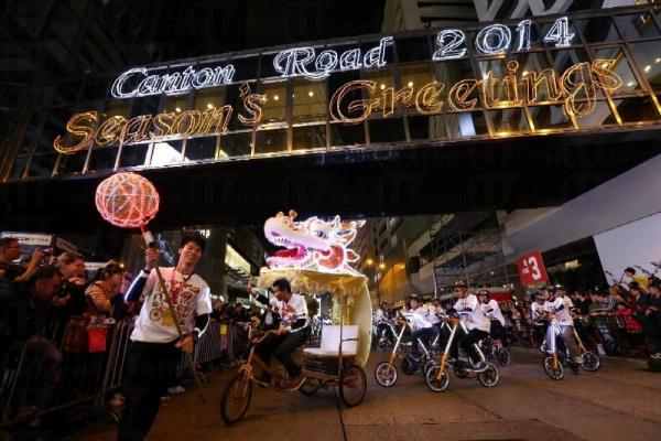 去年的環保單車火龍出現在新春國際匯演之夜