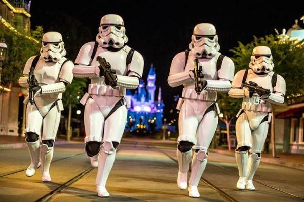 全亞洲首個最大型《星球大戰》粉絲巡遊登陸迪士尼！（圖：FB@Star Wars Hong Kong）