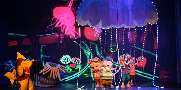 國際綜藝合家歡2015節目：台灣影舞集表演印象團《法蘭茲與朋友們 ─ 海底歷險記》