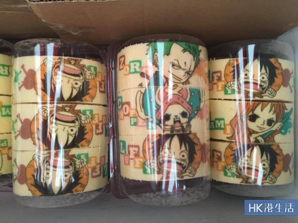 海賊王圖案卷蛋 $40/件(另有會場限定$100 Tea set，包一枝椰子水、一件卷蛋及兩粒馬卡龍)