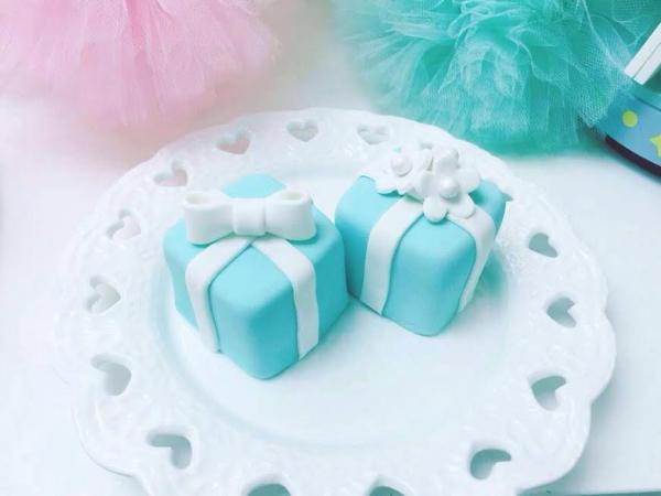 棉花糖禮物盒蛋糕