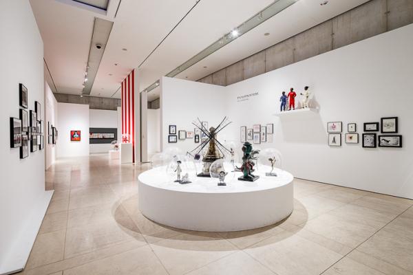 於德國布呂爾Max Ernst Museum展出的「添布頓異想世界」相片來源﹕Max Ernst Museum