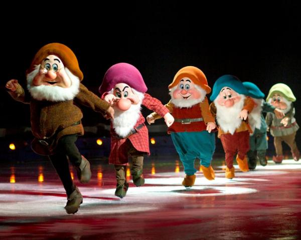 迪士尼冰上匯演12月上演　米奇、反斗奇兵、唐老鴨都有份！