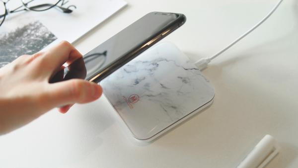 iPhone雲石無線充電板登場！快速充電/輕巧/裝飾兩用