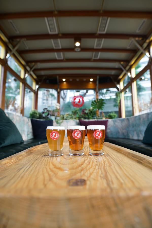 「香港友」聯乘Circus Tram　香港傳統電車化身酒吧歎手工啤酒