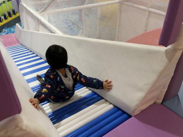 【親子好去處】沙田超平價新室內遊樂場！彈跳迷宮/擲彩虹/夾公仔機/旋轉滑梯