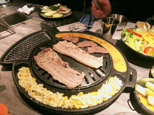 【親子好去處】觀塘新開韓燒餐廳+遊樂場！傳統韓屋歎BBQ/韓服體驗拍照區