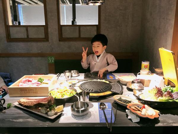 【親子好去處】觀塘新開韓燒餐廳+遊樂場！傳統韓屋歎BBQ/韓服體驗拍照區