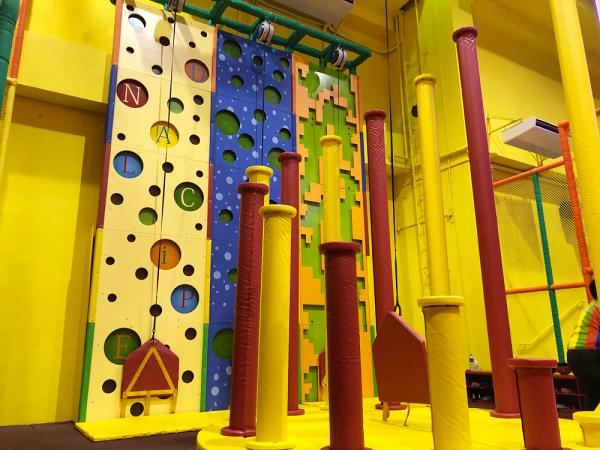 【親子好去處】全港最大室內遊樂場重新開幕！5層超巨型迷宮/飛索/垂直滑梯