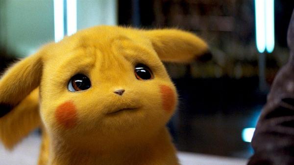 【POKÉMON神探Pikachu】官方推皺眉大叔樣比卡超版公仔！完美還原超得意表情