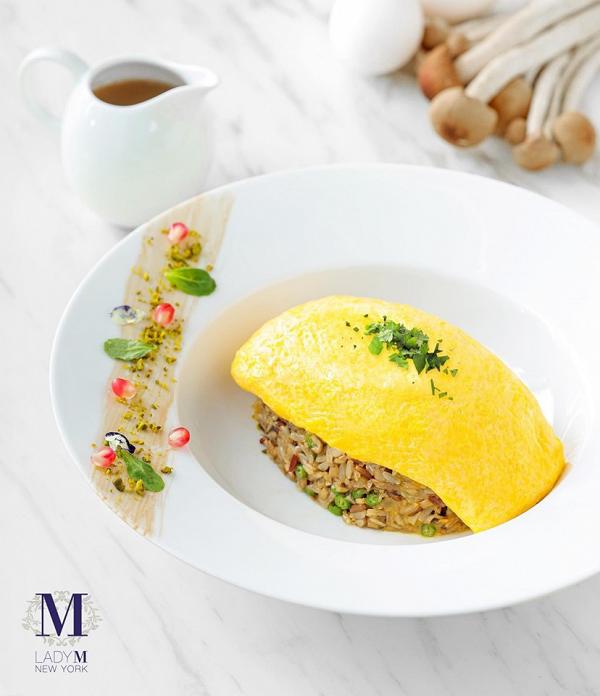 【銅鑼灣美食】Lady M推出全新日式蛋包飯！　法式洋蔥汁糙米蛋包飯新登場