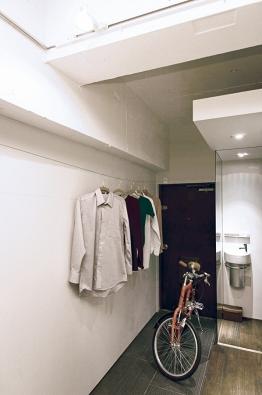 日本室內晾衫神器香港有售 伸縮晾衫繩1秒隱形、不佔空間！