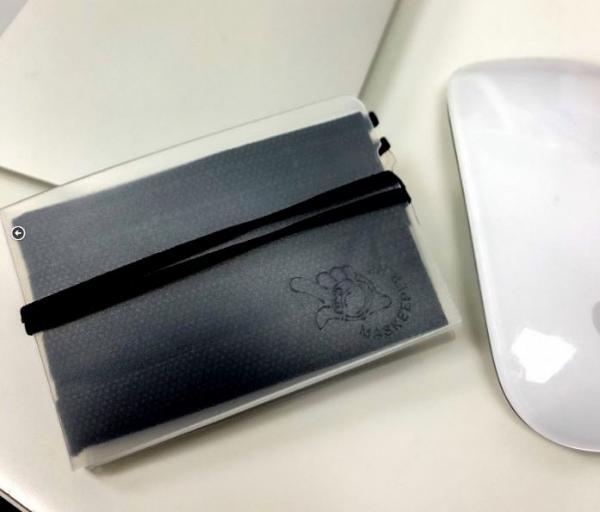 【新冠肺炎】Maskeeper卡片型口罩暫存夾 4個步驟無需接觸口罩面 日本城有售