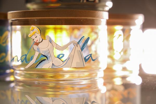 7-Eleven便利店推出全新印花換購新品！8款迪士尼角色夢幻玻璃碗+竹蓋