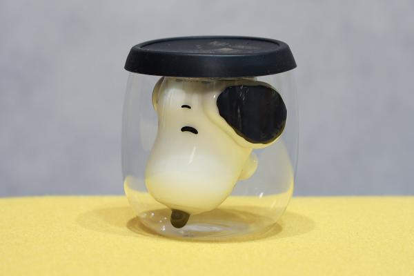 Snoopy 黑蓋雙層玻璃杯：購買任何一杯飲料+ HKD198