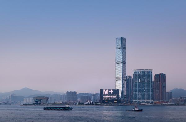 【西九文化區】M+博物館大樓12/11開幕！設33大展廳/必睇6大新展/香港居民免費入場