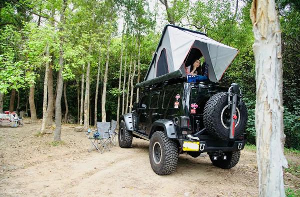 【露營好去處】專人接送JEEP車頂露營體驗 露營新手要試！一站式包露營用品、廚具