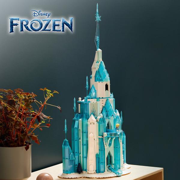 LEGO新推半米高《魔雪奇緣》城堡 1709粒砌雙邊天梯/冰雪噴泉