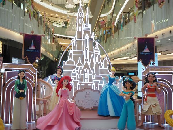 【暑假好去處】迪士尼夢幻公主城堡登陸旺角MOKO！冰雪奇緣影相位/試穿公主禮服/期間限定店